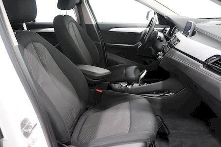 BMW X2 SDRIVE 18DA 136 CV LOUNGE   *********** 1 ERE MAIN AVEC 73125 KMS ***********